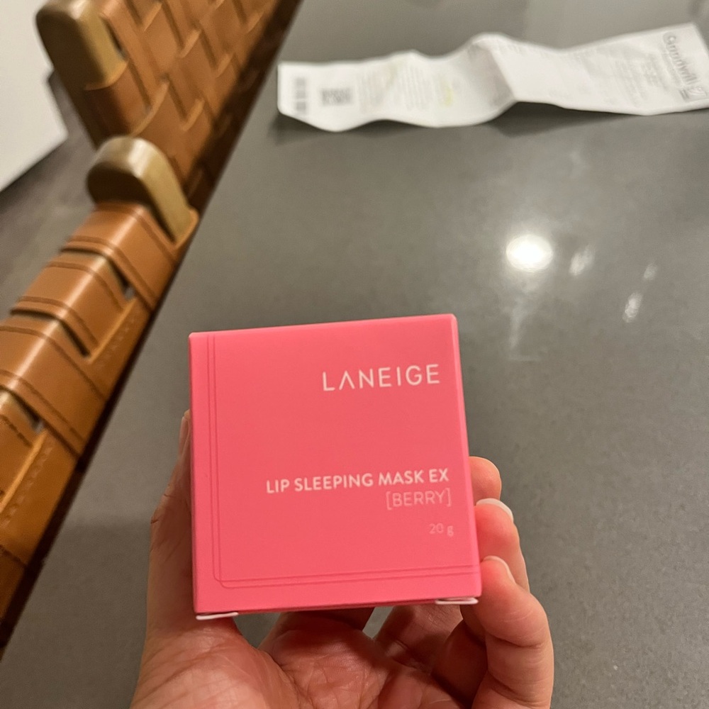 LANEIGE lip sleeping mask in berry